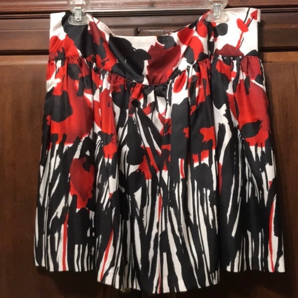Kensie Red and Black Abstract Mini Skirt - Picture 1 of 3